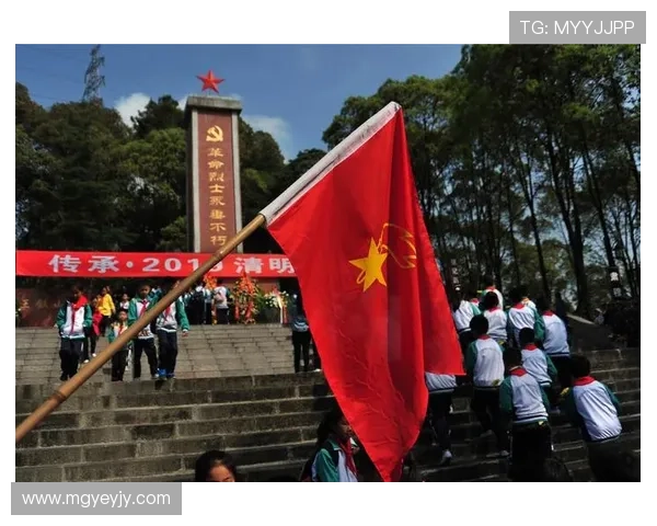 探秘雷恩俱乐部百年荣耀与现代足球精神的传承之路 探秘雷恩俱乐部百年荣耀与现代足球精神的传承之路