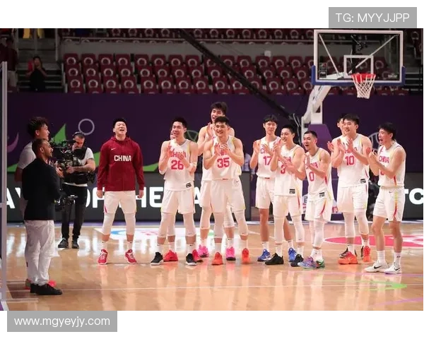 中国男篮迎战世界冠军团队,力争亚洲杯决赛席位,备战全力以赴 中国男篮迎战世界冠军团队,力争亚洲杯决赛席位,备战全力以赴