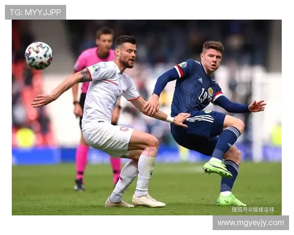 法国足球甲级联赛最新动态与未来发展趋势分析及影响因素探讨