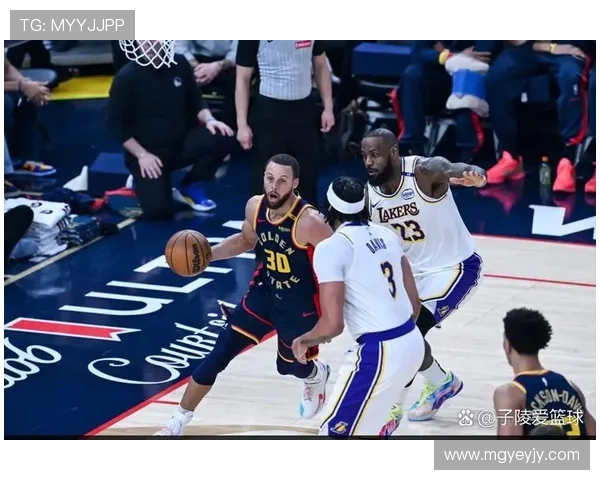 詹姆斯率湖人完成逆转大战勇士年轻核心表现成关键焦点 詹姆斯率湖人完成逆转大战勇士年轻核心表现成关键焦点