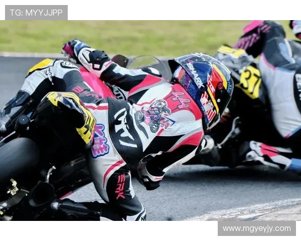 摩托车大奖赛最新动态：2025赛季赛程公布及车手阵容更新