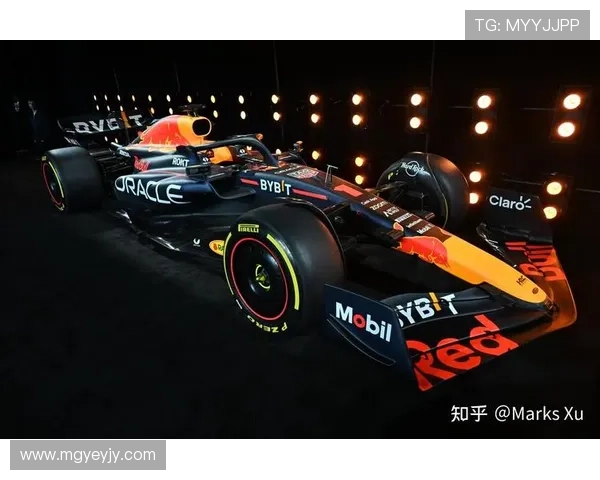 新赛季F1车队竞速升级引发车迷热议表现亮点解析全方位前瞻趋势展 新赛季F1车队竞速升级引发车迷热议表现亮点解析全方位前瞻趋势展