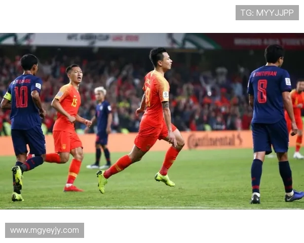 中国男足世预赛关键战取胜引发球迷热议与出线希望升温再度点燃全国关注 中国男足世预赛关键战取胜引发球迷热议与出线希望升温再度点燃全国关注