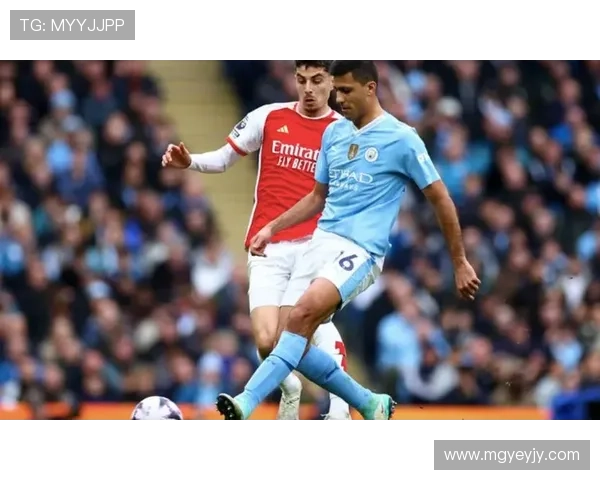 欧洲劲旅巅峰对决引爆赛季焦点转会动向牵动豪门格局深度变化趋势