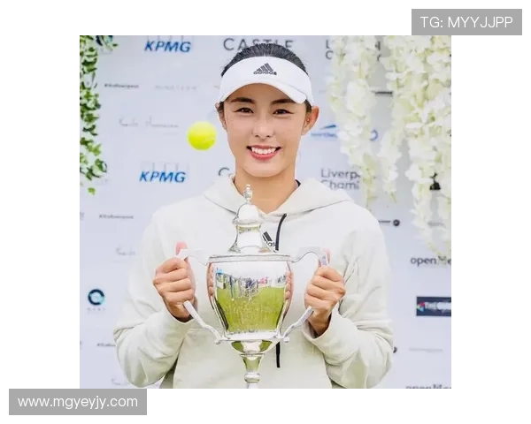 网球赛场风云再起 新星崛起挑战老将 王蔷携手张帅闯入四强